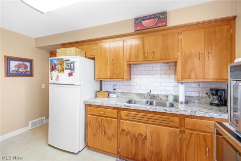 5907 Belmere Drive Parma OH 44129