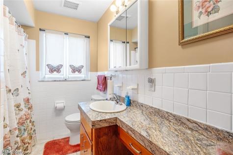 5907 Belmere Drive Parma OH 44129