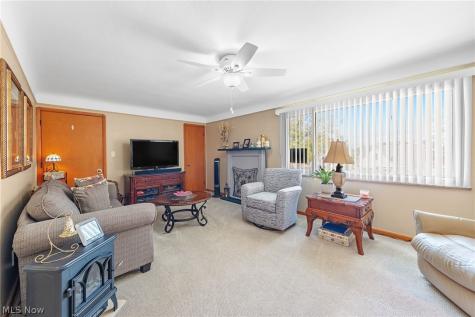 5907 Belmere Drive Parma OH 44129