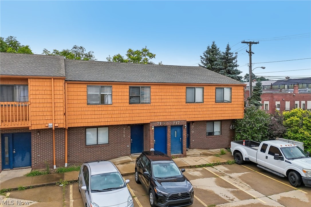 711 & 719 Carroll Street Akron OH 44304