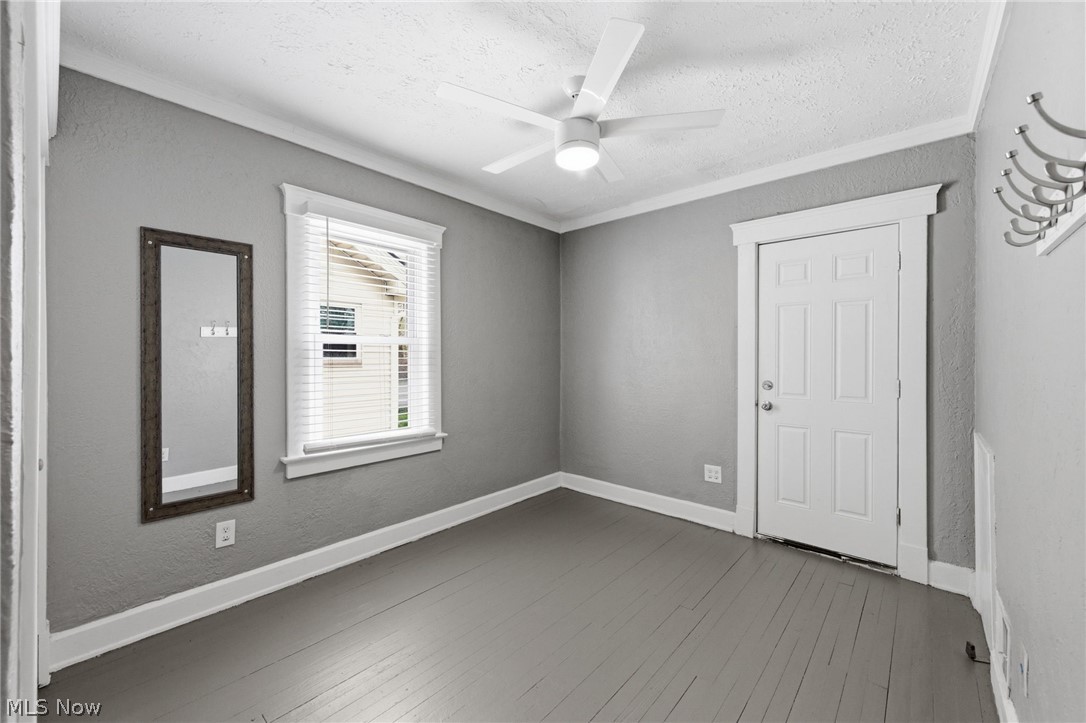 1470-72 Ridgewood Avenue Lakewood OH 44107