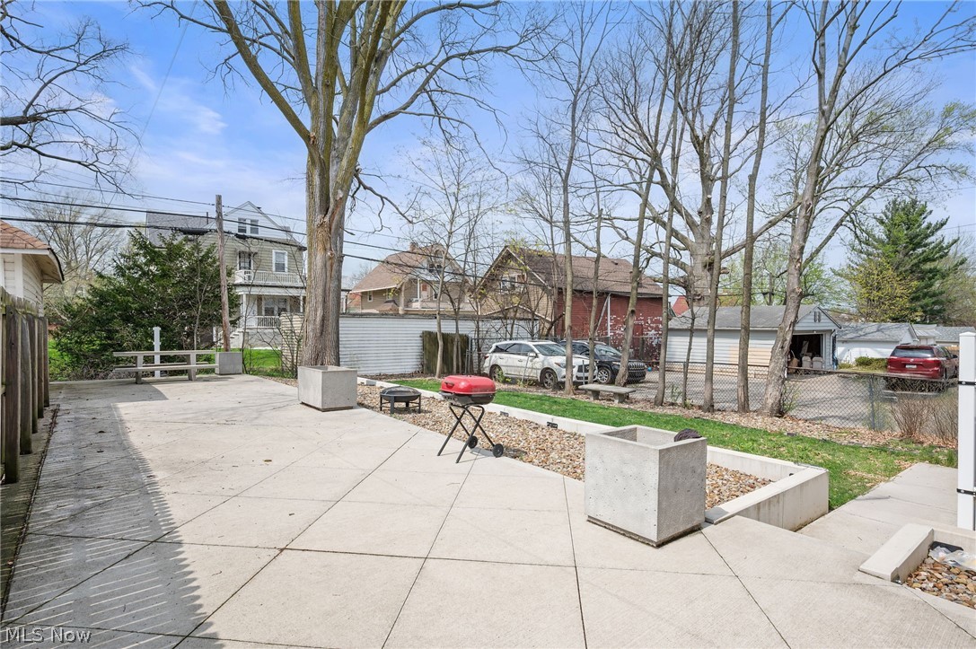 1470-72 Ridgewood Avenue Lakewood OH 44107