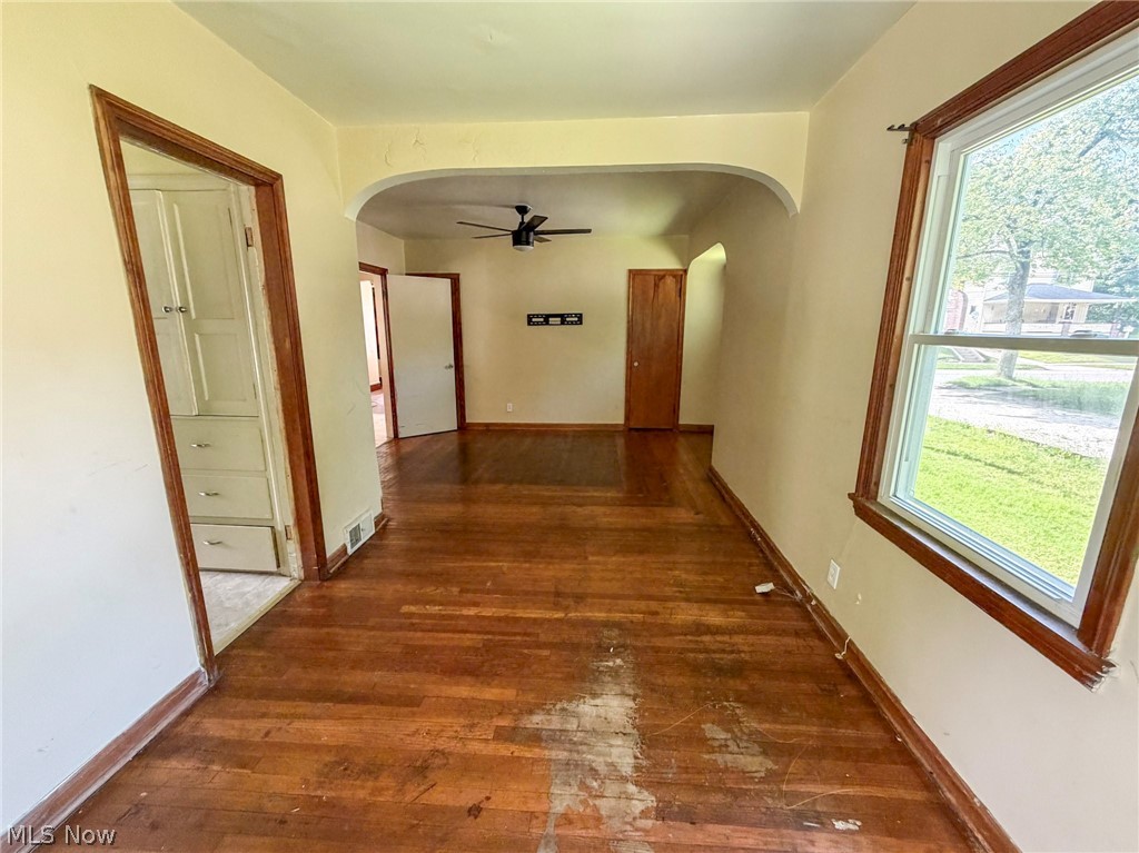 145 S Lakeview Avenue Youngstown OH 44509