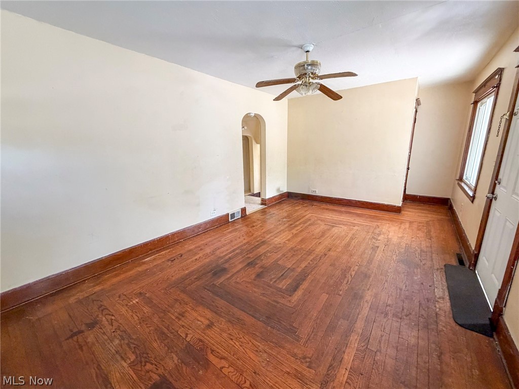 145 S Lakeview Avenue Youngstown OH 44509