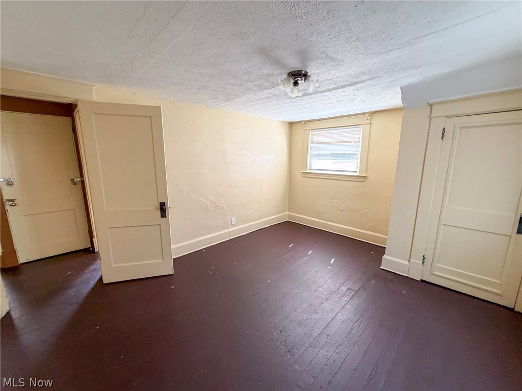 145 S Lakeview Avenue Youngstown OH 44509