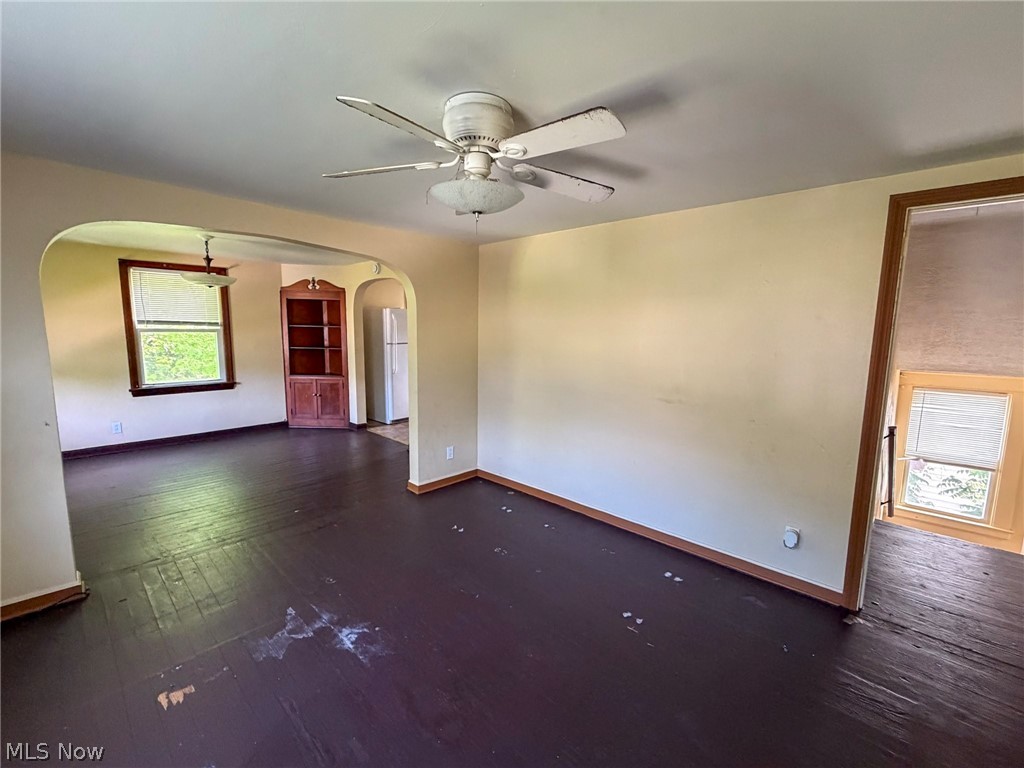 145 S Lakeview Avenue Youngstown OH 44509