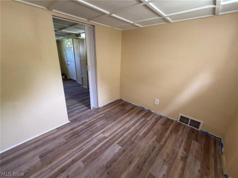 145 S Lakeview Avenue Youngstown OH 44509