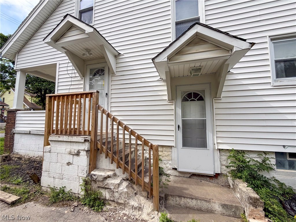145 S Lakeview Avenue Youngstown OH 44509