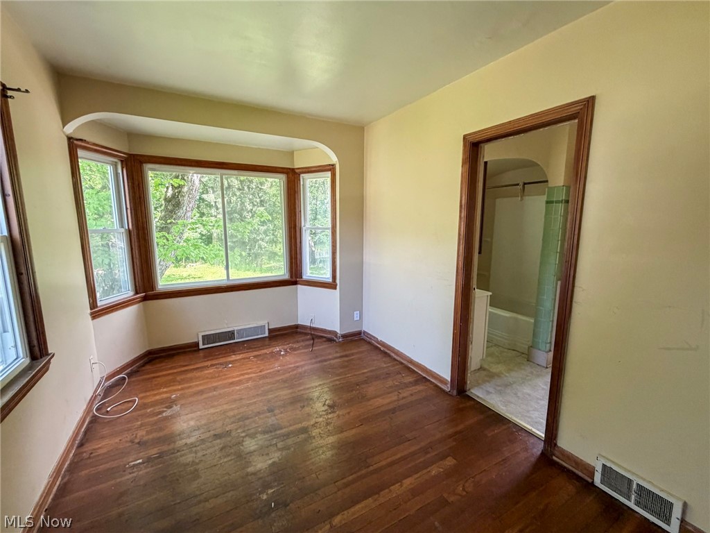 145 S Lakeview Avenue Youngstown OH 44509