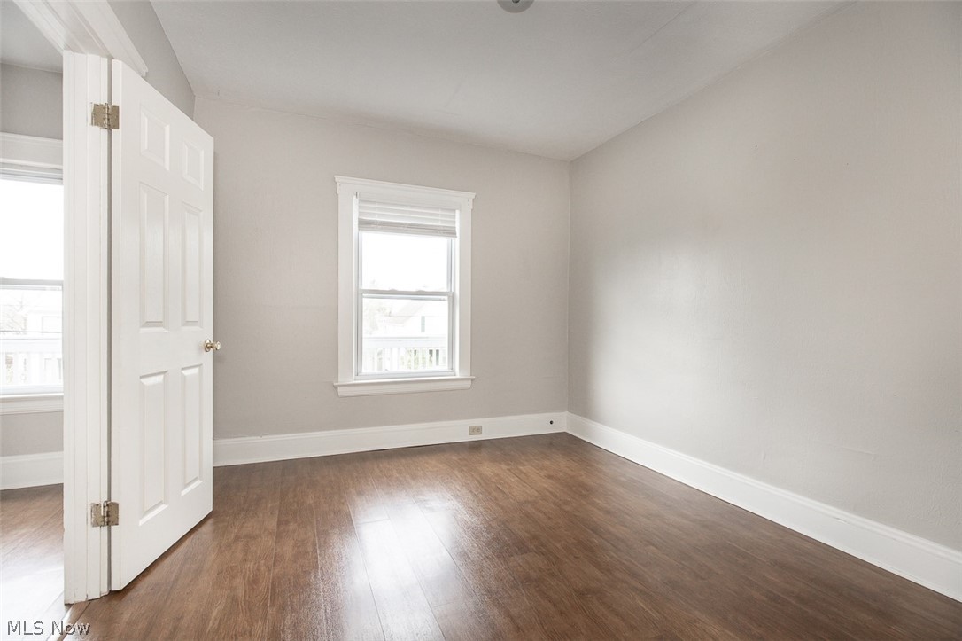 4409 Bucyrus Avenue Cleveland OH 44109