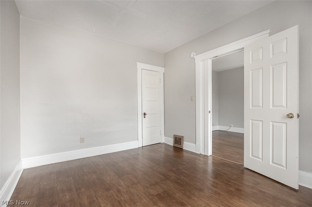 4409 Bucyrus Avenue Cleveland OH 44109