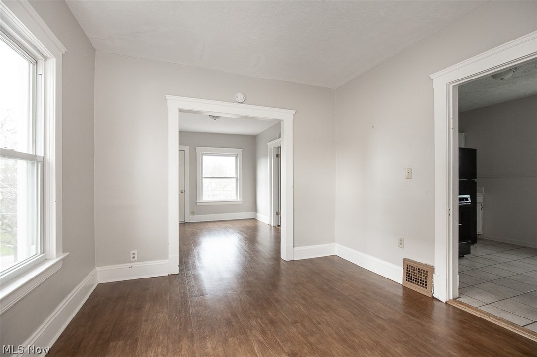 4409 Bucyrus Avenue Cleveland OH 44109