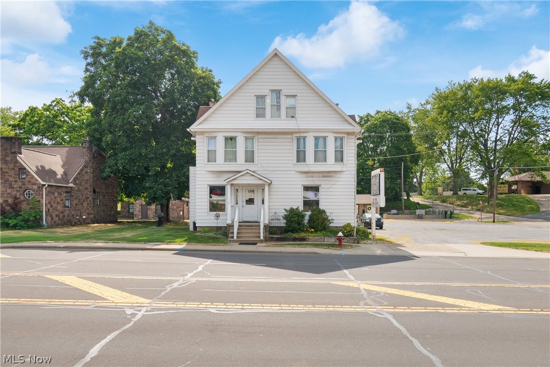 13113 Cleveland Avenue NW Uniontown OH 44685