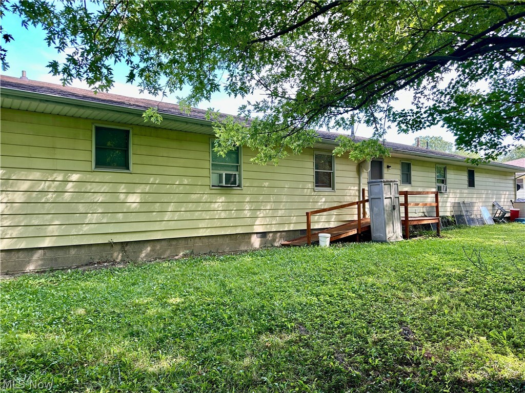 4823 Dunsmore Avenue Ashtabula OH 44004