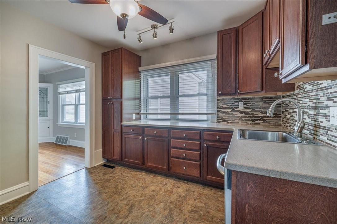 3806 Liggett Drive Parma OH 44134