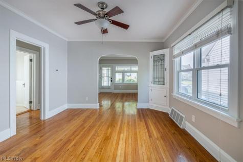 3806 Liggett Drive Parma OH 44134