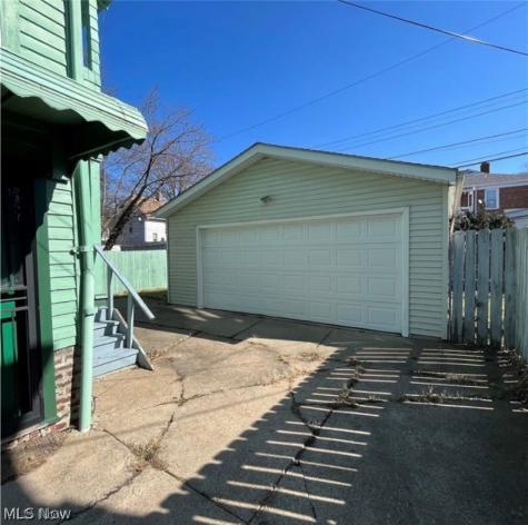 16308 Nela View Road Cleveland OH 44112