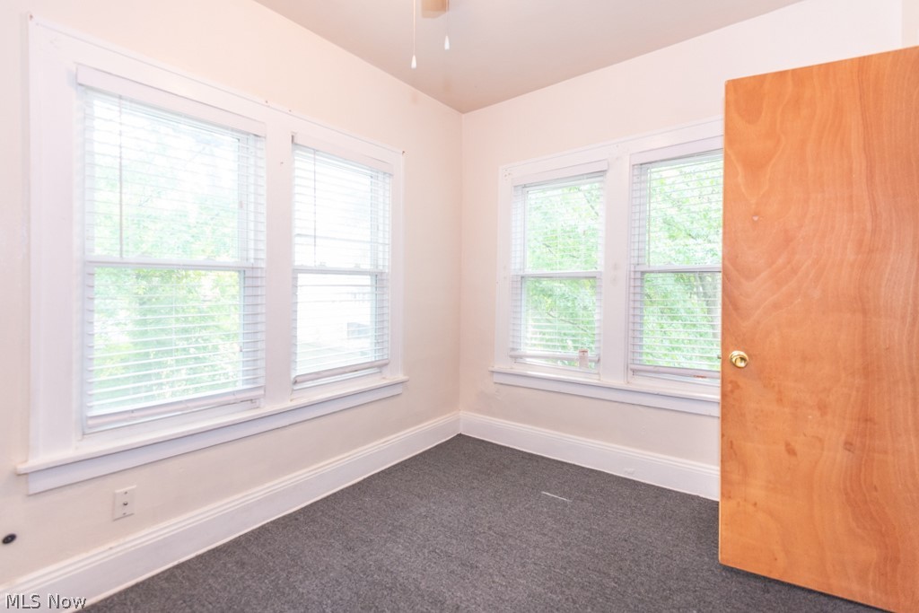917 Helmsdale Road Cleveland Heights OH 44112