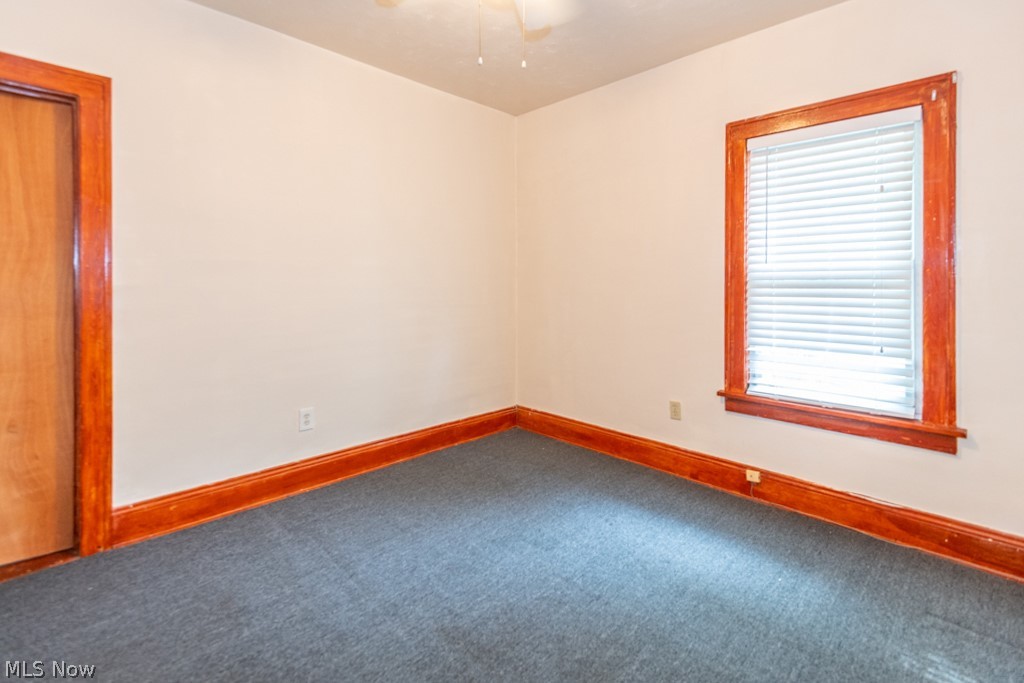 917 Helmsdale Road Cleveland Heights OH 44112