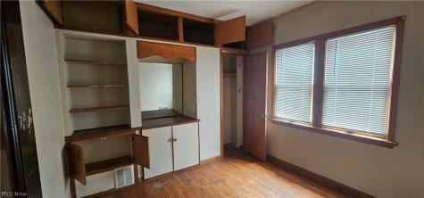 1830 Reyburn Road Cleveland OH 44112