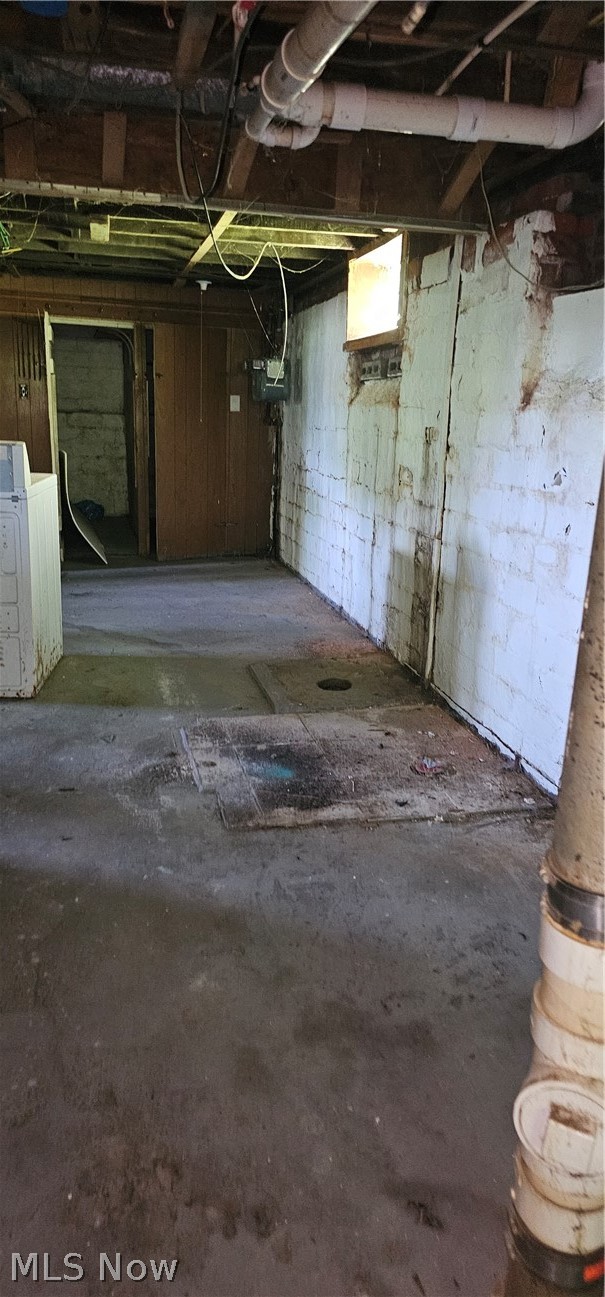 1830 Reyburn Road Cleveland OH 44112