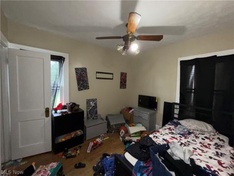 3270 W 116th Street Cleveland OH 44111
