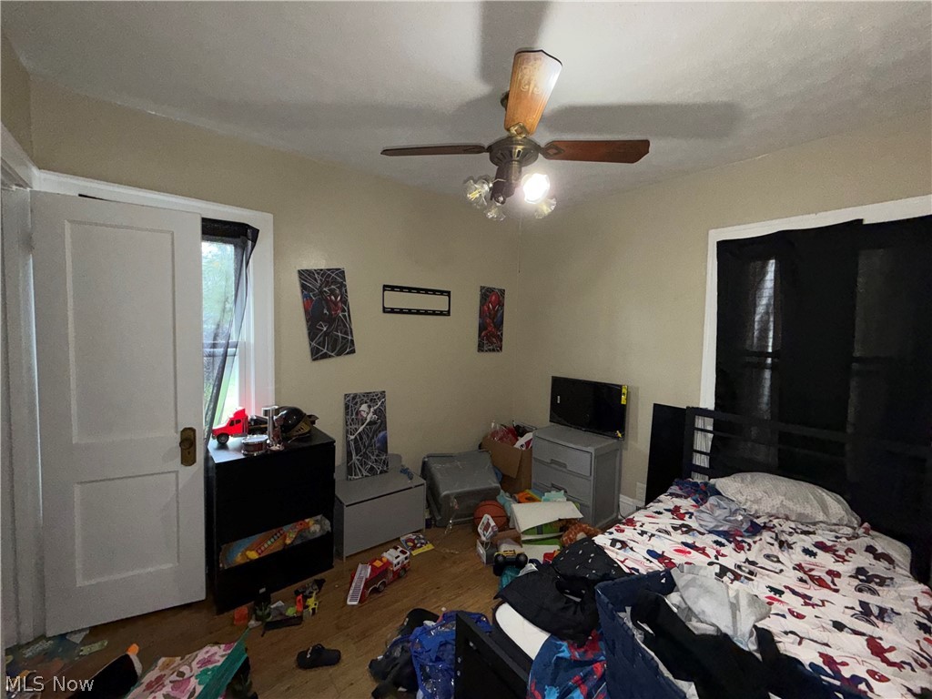3270 W 116th Street Cleveland OH 44111