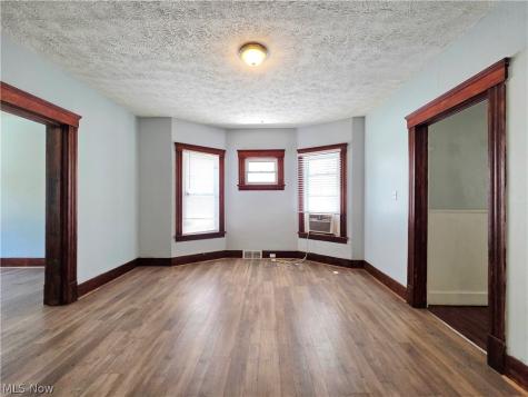 2146 W 81st Street Cleveland OH 44102