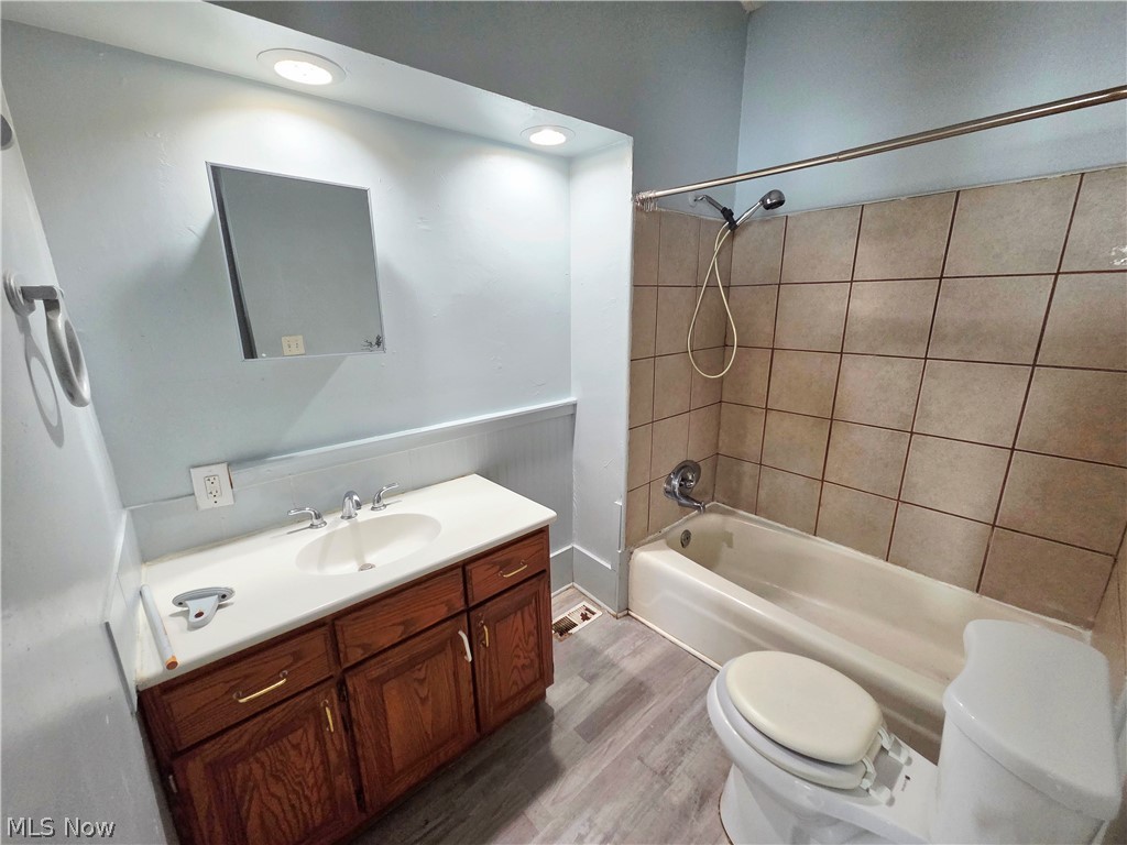 2146 W 81st Street Cleveland OH 44102
