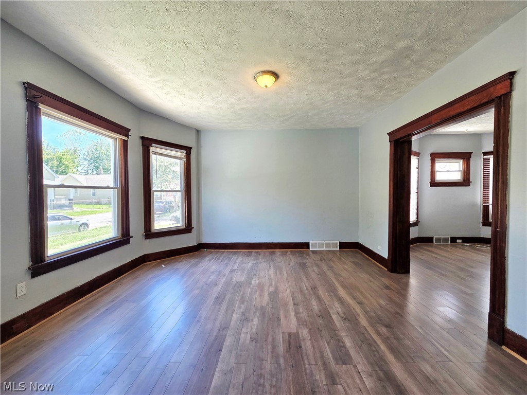 2146 W 81st Street Cleveland OH 44102