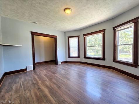 2146 W 81st Street Cleveland OH 44102