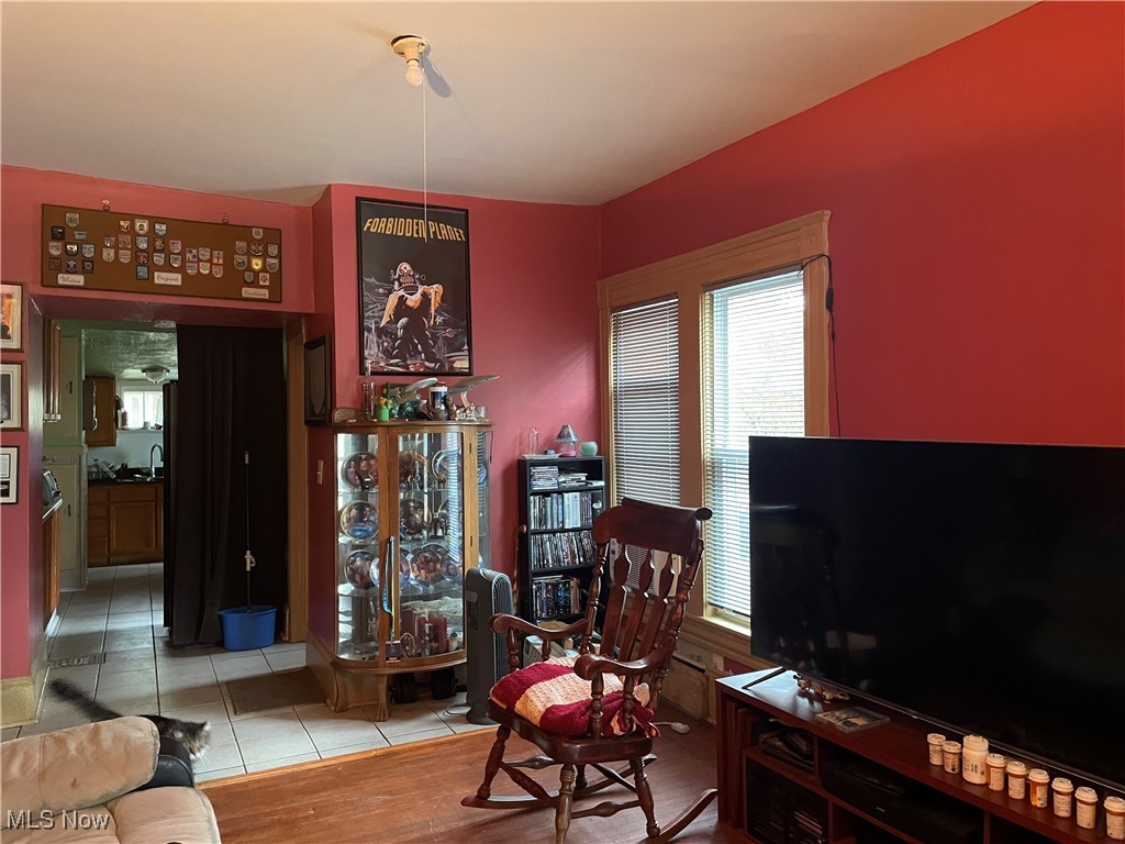 1461 Newman Avenue Lakewood OH 44107