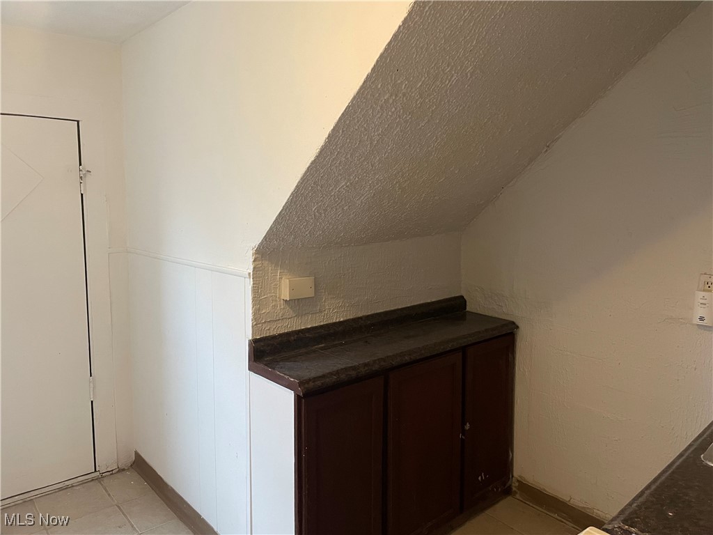 1461 Newman Avenue Lakewood OH 44107