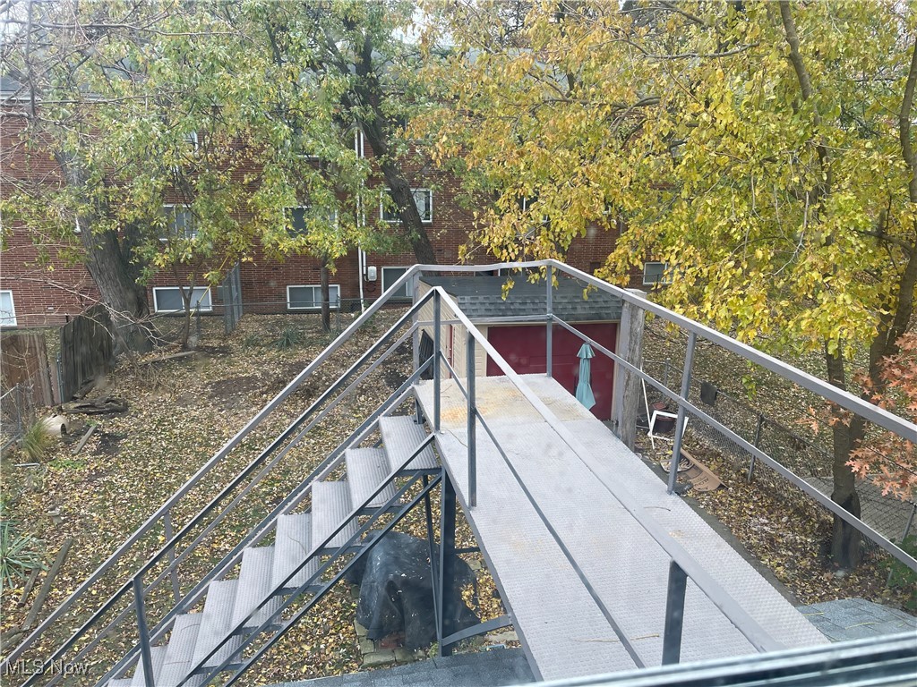 1461 Newman Avenue Lakewood OH 44107