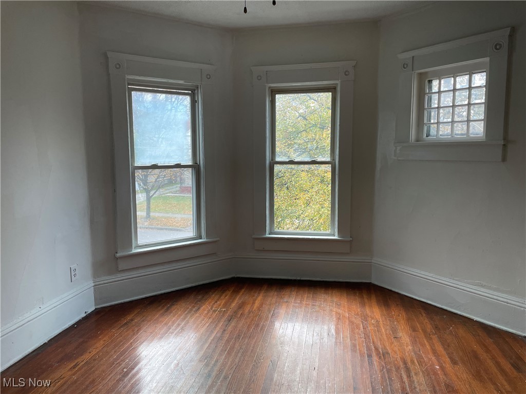 1461 Newman Avenue Lakewood OH 44107