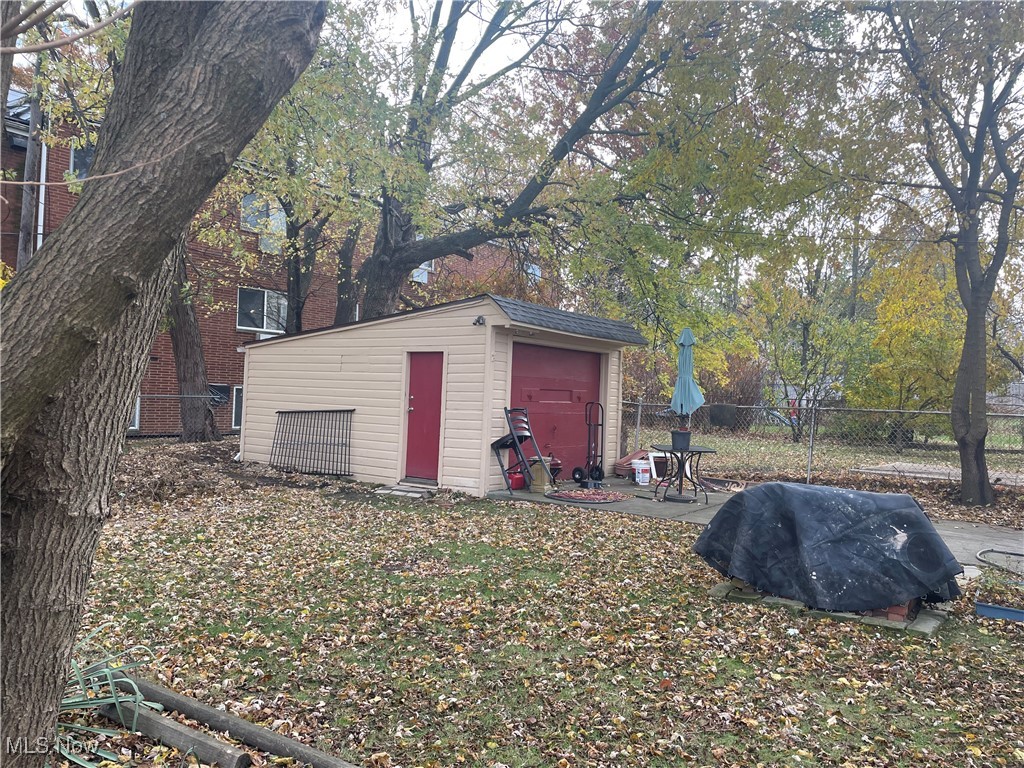 1461 Newman Avenue Lakewood OH 44107
