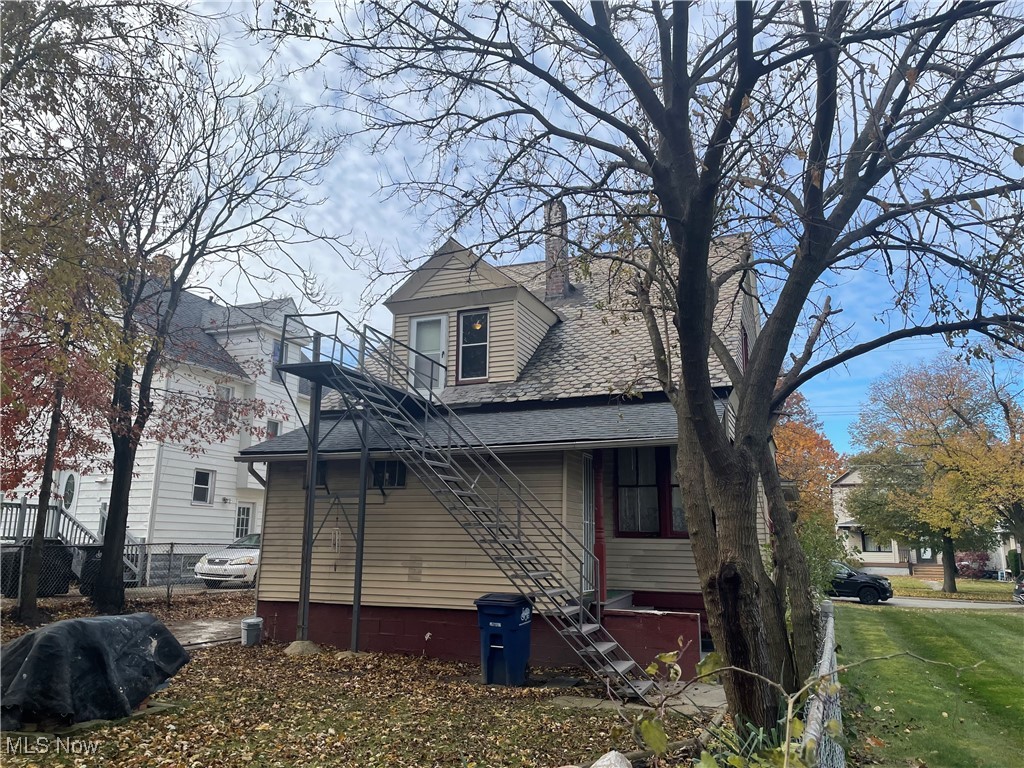 1461 Newman Avenue Lakewood OH 44107