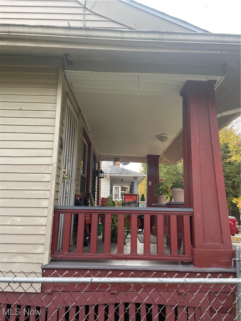 1461 Newman Avenue Lakewood OH 44107