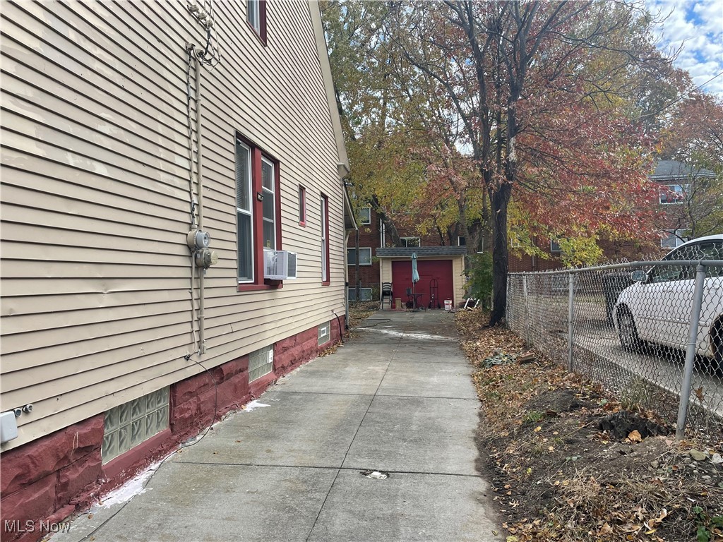 1461 Newman Avenue Lakewood OH 44107