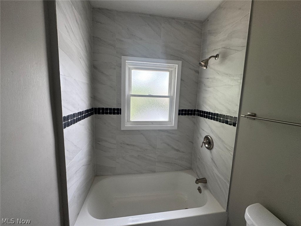 1244 Brockley Avenue Lakewood OH 44107