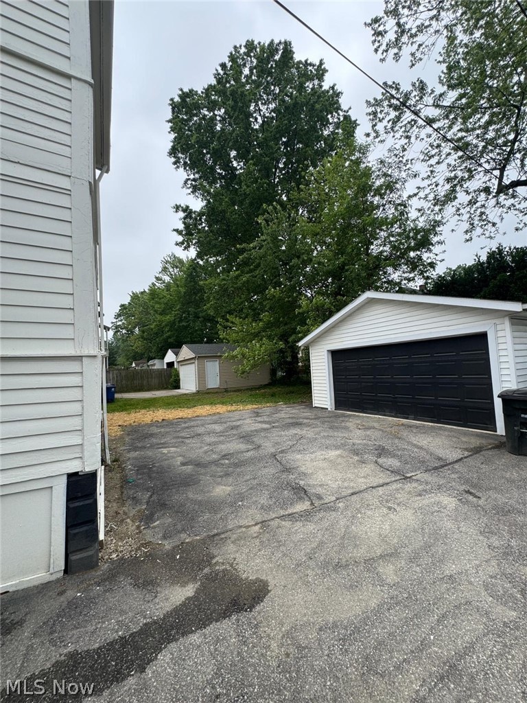 1244 Brockley Avenue Lakewood OH 44107