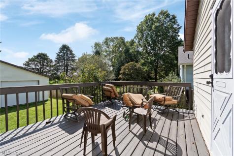 1532 Ellesmere Avenue NW North Canton OH 44720