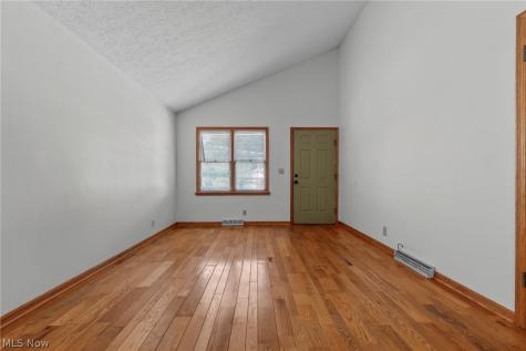 1532 Ellesmere Avenue NW North Canton OH 44720