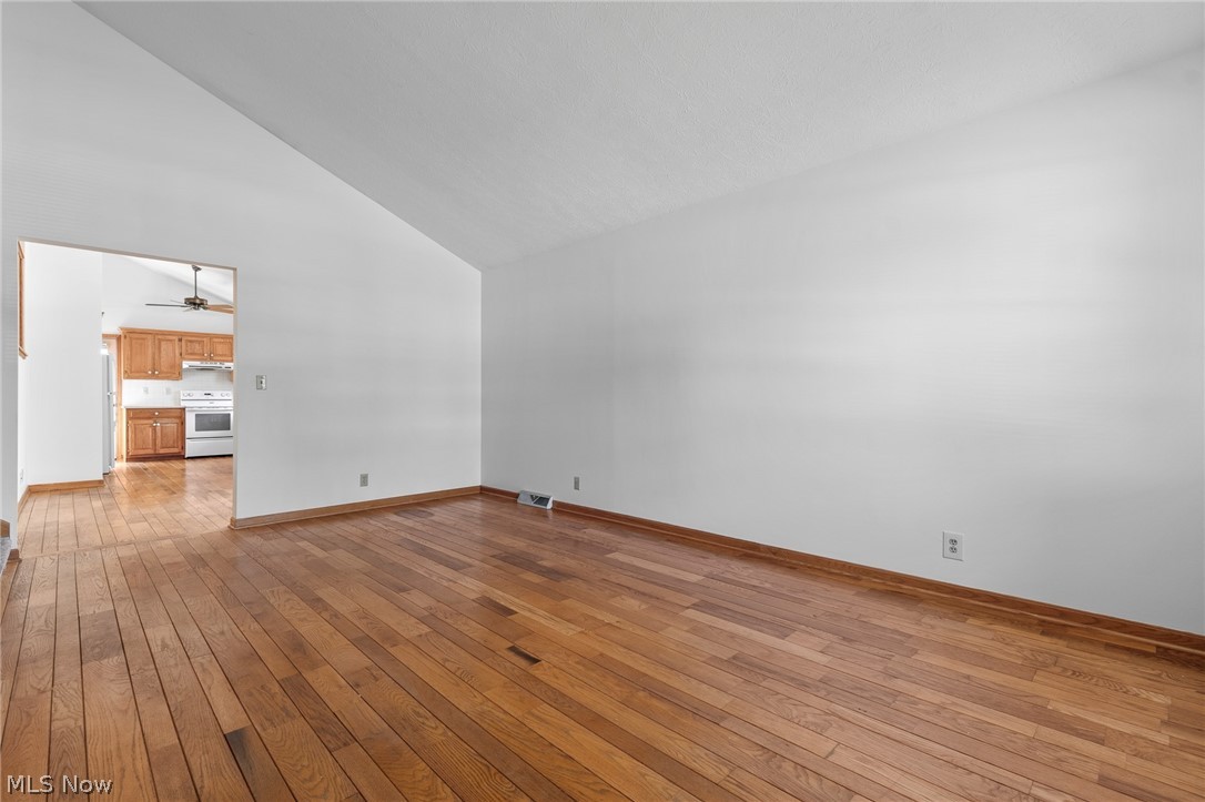 1532 Ellesmere Avenue NW North Canton OH 44720