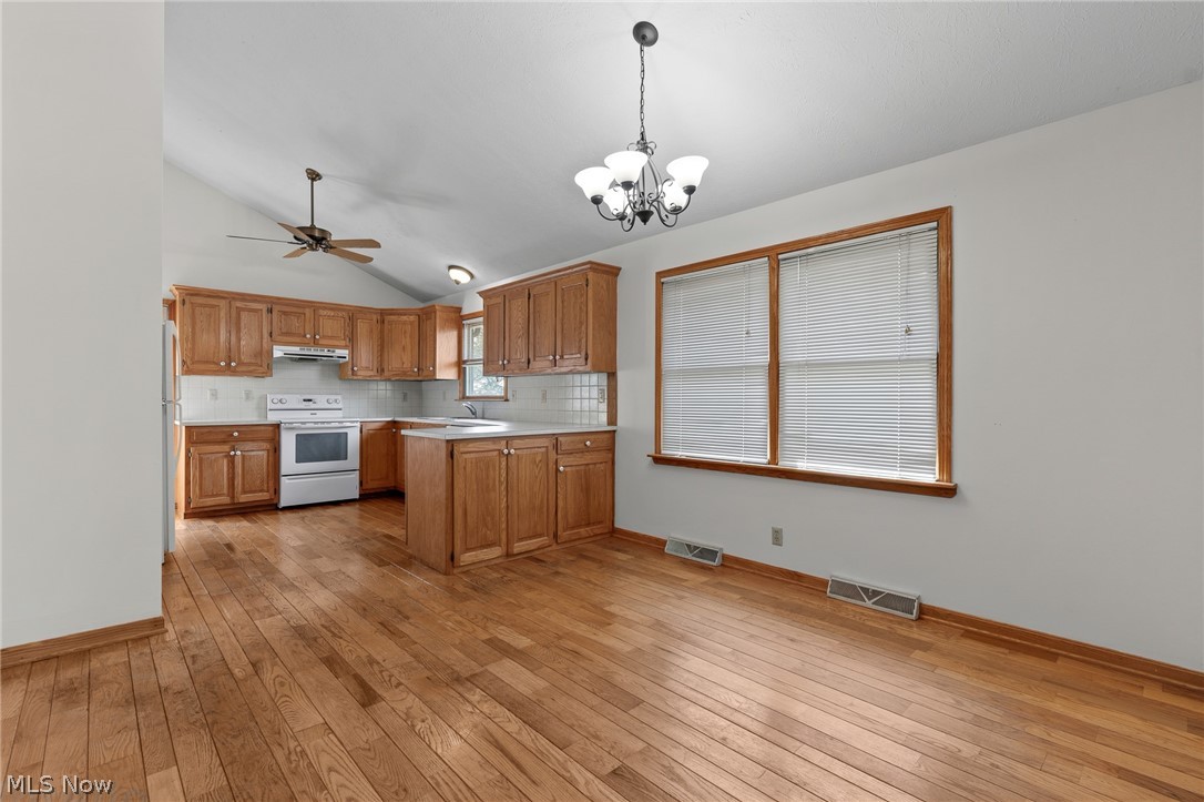 1532 Ellesmere Avenue NW North Canton OH 44720