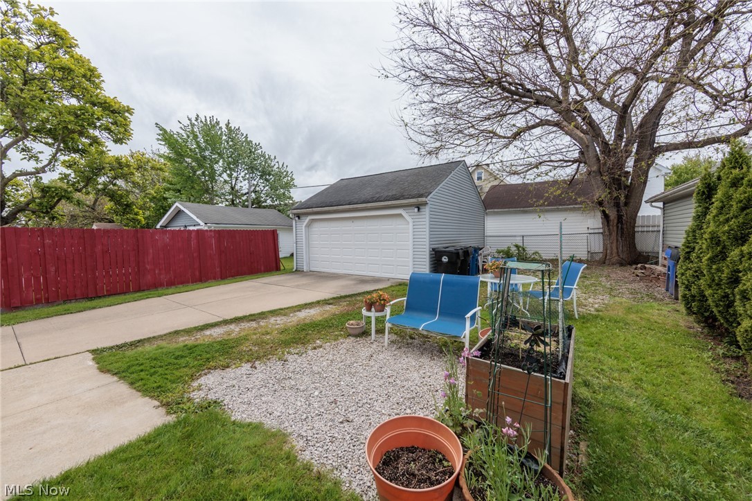 2301 Hood Avenue Cleveland OH 44109