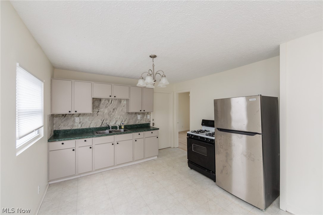 2301 Hood Avenue Cleveland OH 44109