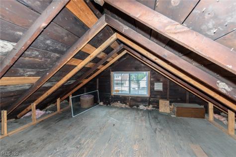 2301 Hood Avenue Cleveland OH 44109