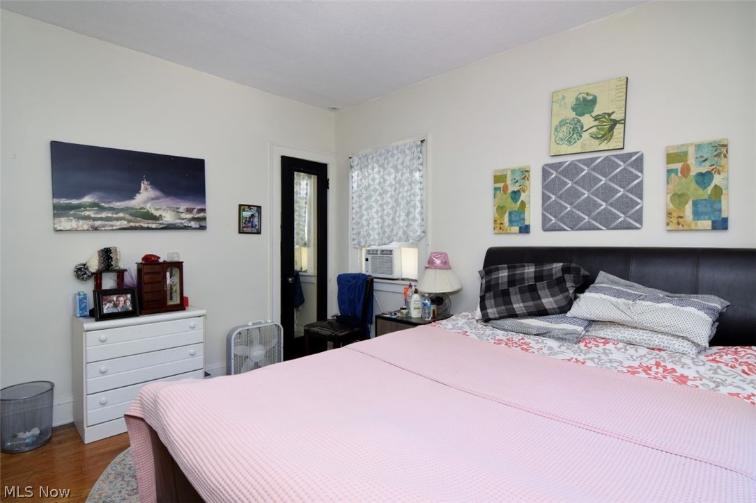 2449 Woodmere Drive Cleveland Heights OH 44106