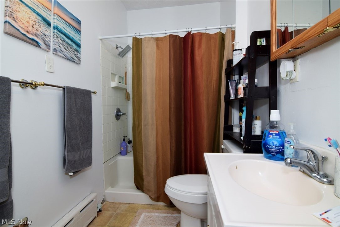 2449 Woodmere Drive Cleveland Heights OH 44106